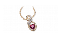 Pozlacený náhrdelník s červeným krystalem ve tvaru srdce 