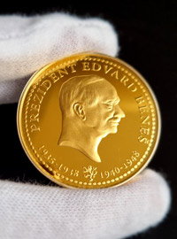 Edvard Beneš na pamětní medaili Edvard Beneš na pamětní medaili