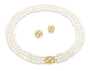 Královský perlový náhrdelník s náušnicemi