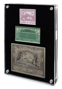 Medaile je společně s Certifikátem autentičnosti a včetně originální poštovní známky uložena ve výstavním akrylovém rámu