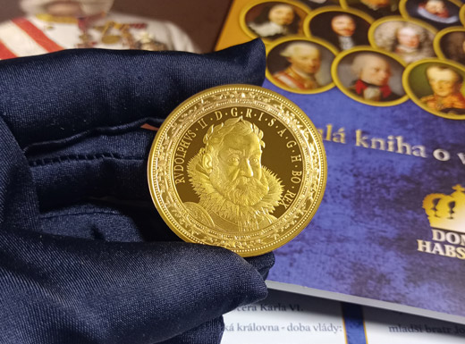 Pamětní medaile Rudolf II. zušlechtěná ryzím zlatem 999/1000 z kolekce Dynastie Habsburků